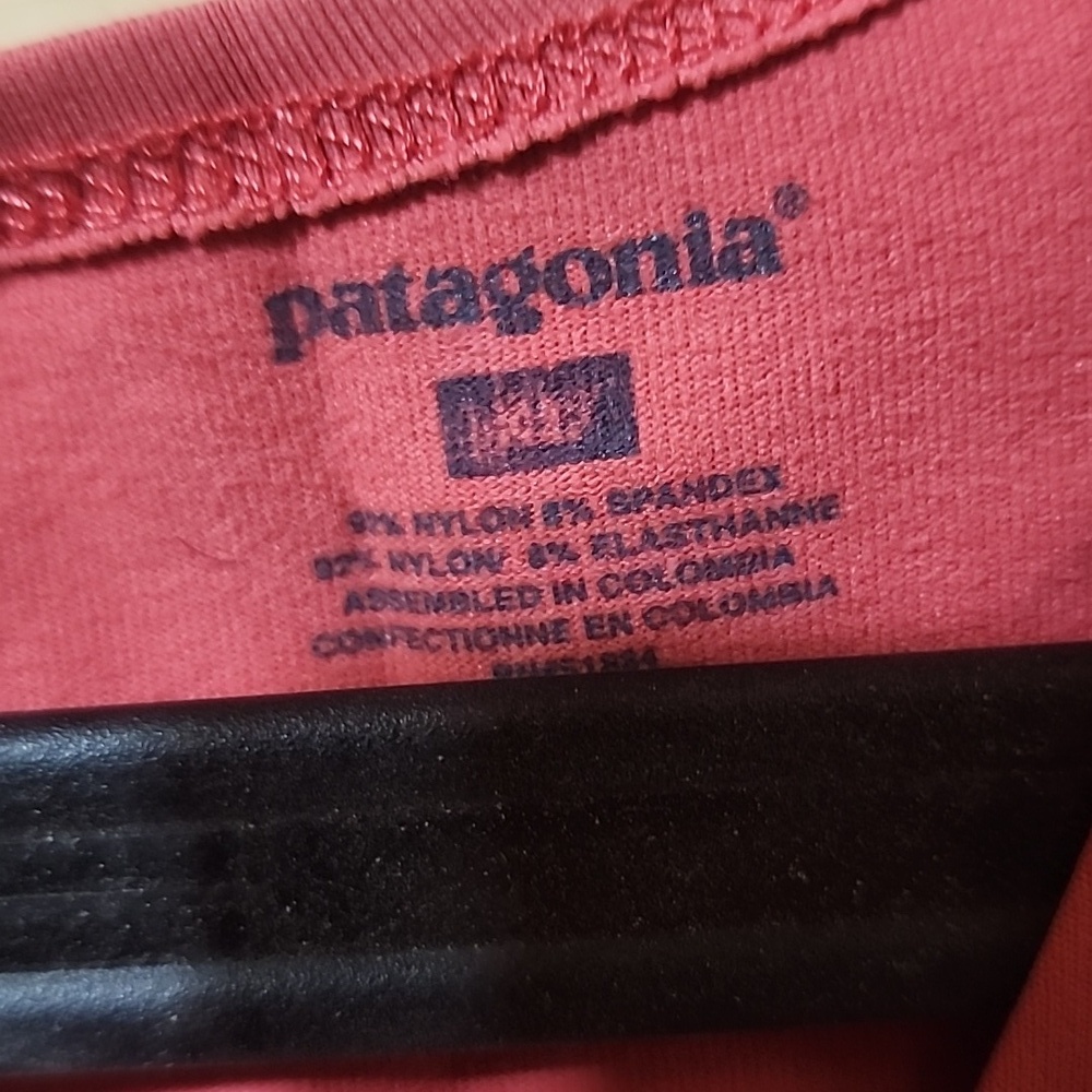 Patagonia Raspberry Knot Top Size XL - Picture 3 of 5